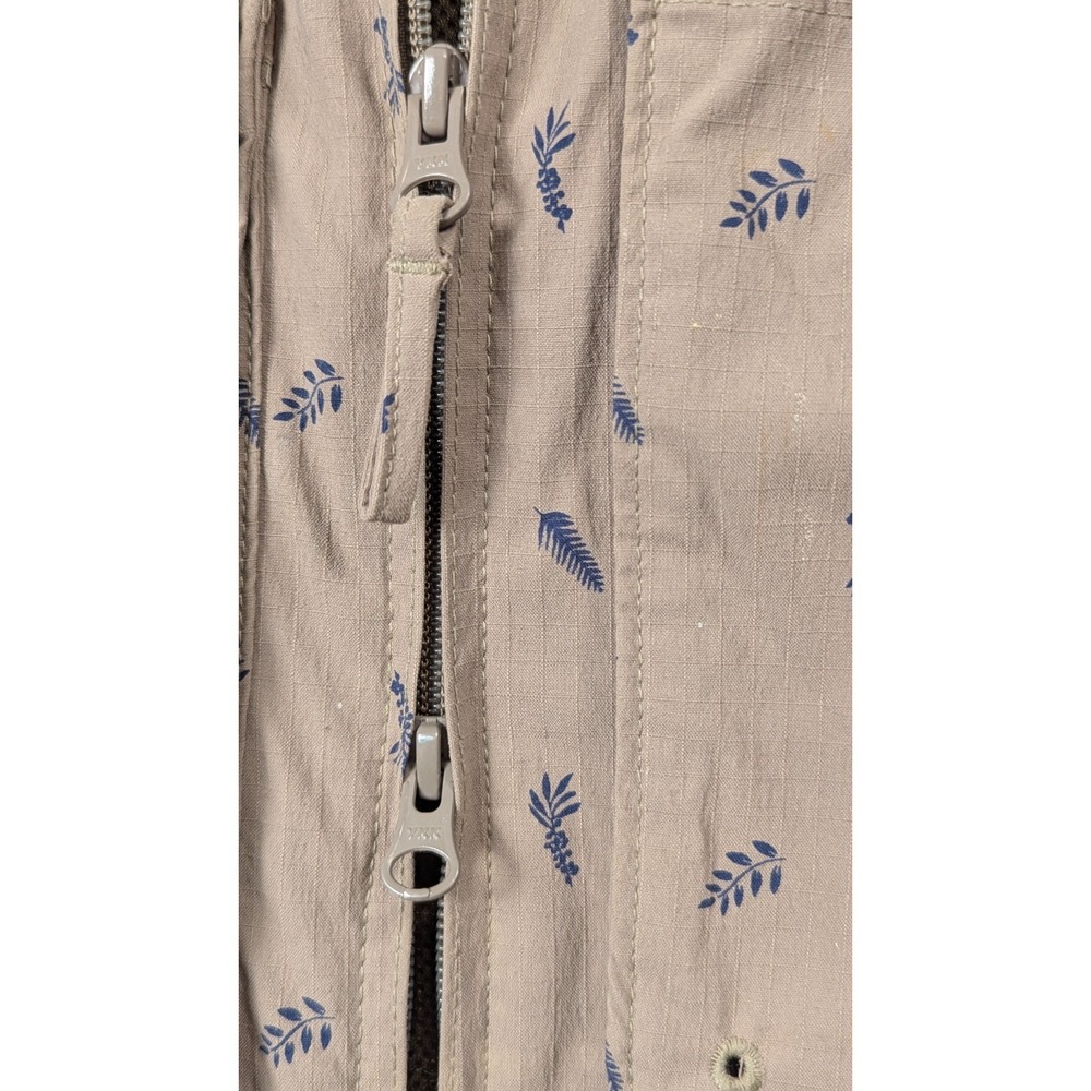 Duluth Trading Co Women's Fly Fishing Utility Vest Khaki Leaf Print Full Zip M - Picture 8 of 11
